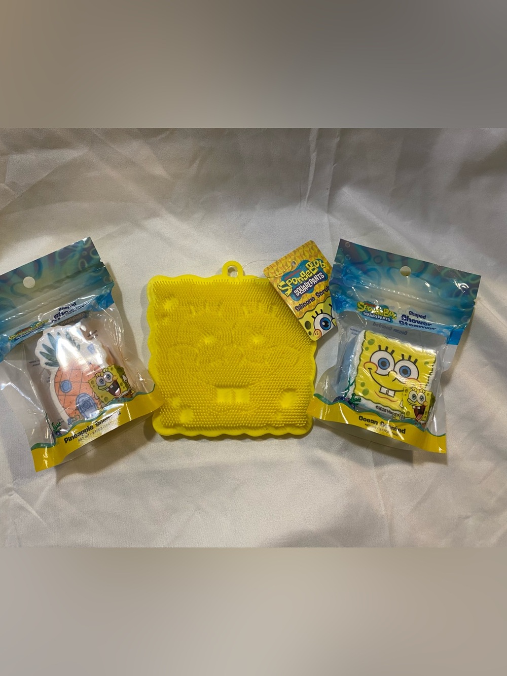 SpongeBob SquarePants Shower Steamers and body scrubber set